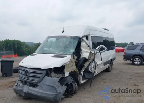 2019 Mercedes-Benz Sprinter 2500 High Roof I4 z USA, uszkodzony, nr VIN WDZPF1ED5KT006876